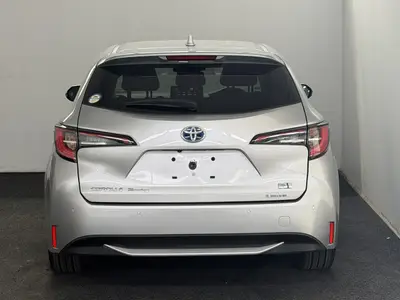 2021 Toyota Corolla Touring 1.8S Hybrid BSM TSS Station photo 5