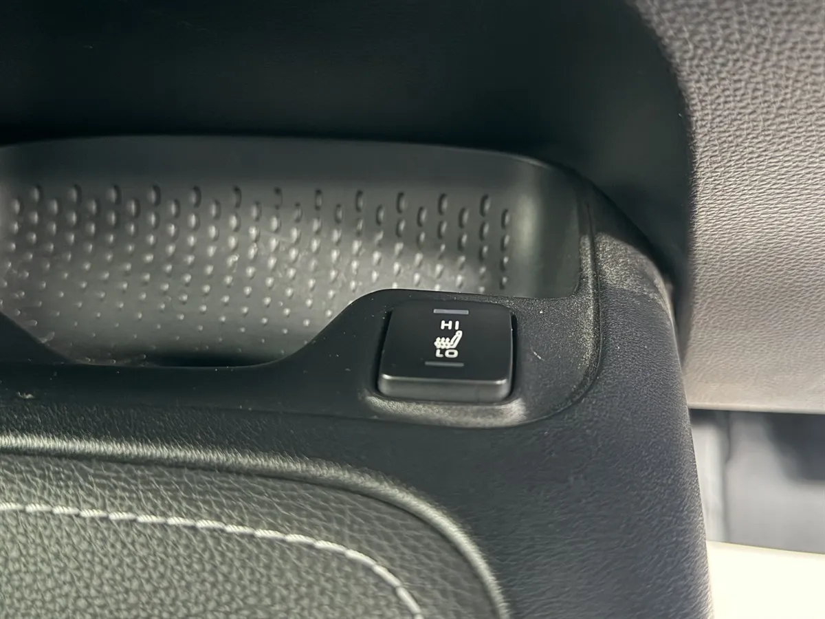 2021 Toyota Corolla Touring 1.8S Hybrid BSM TSS Station