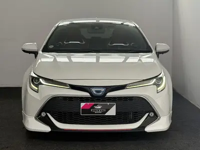 2018 Toyota Corolla Sport G Z Hybrid Leather TRD bodykit photo 2