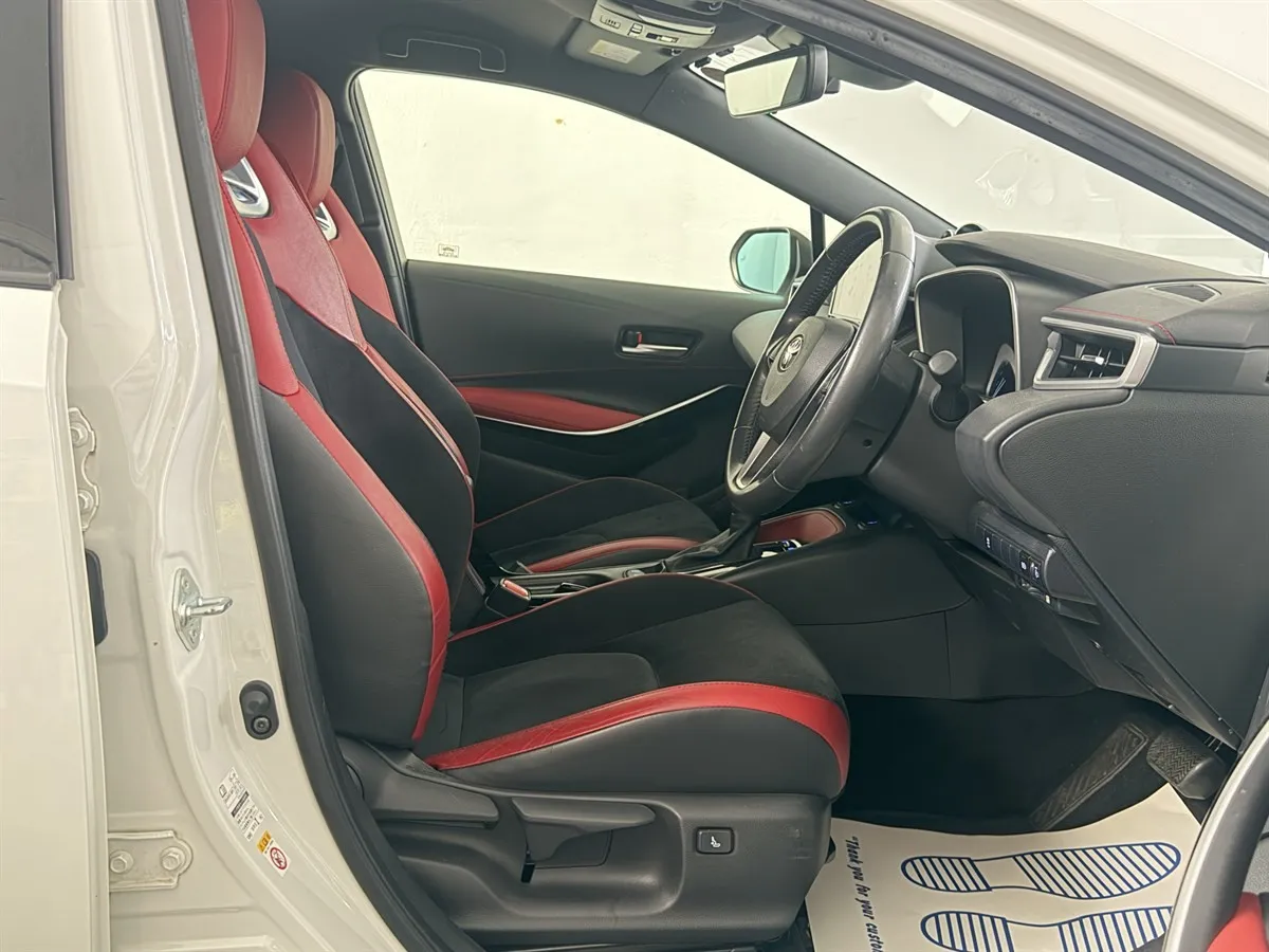 2018 Toyota Corolla Sport G Z Hybrid Leather TRD bodykit