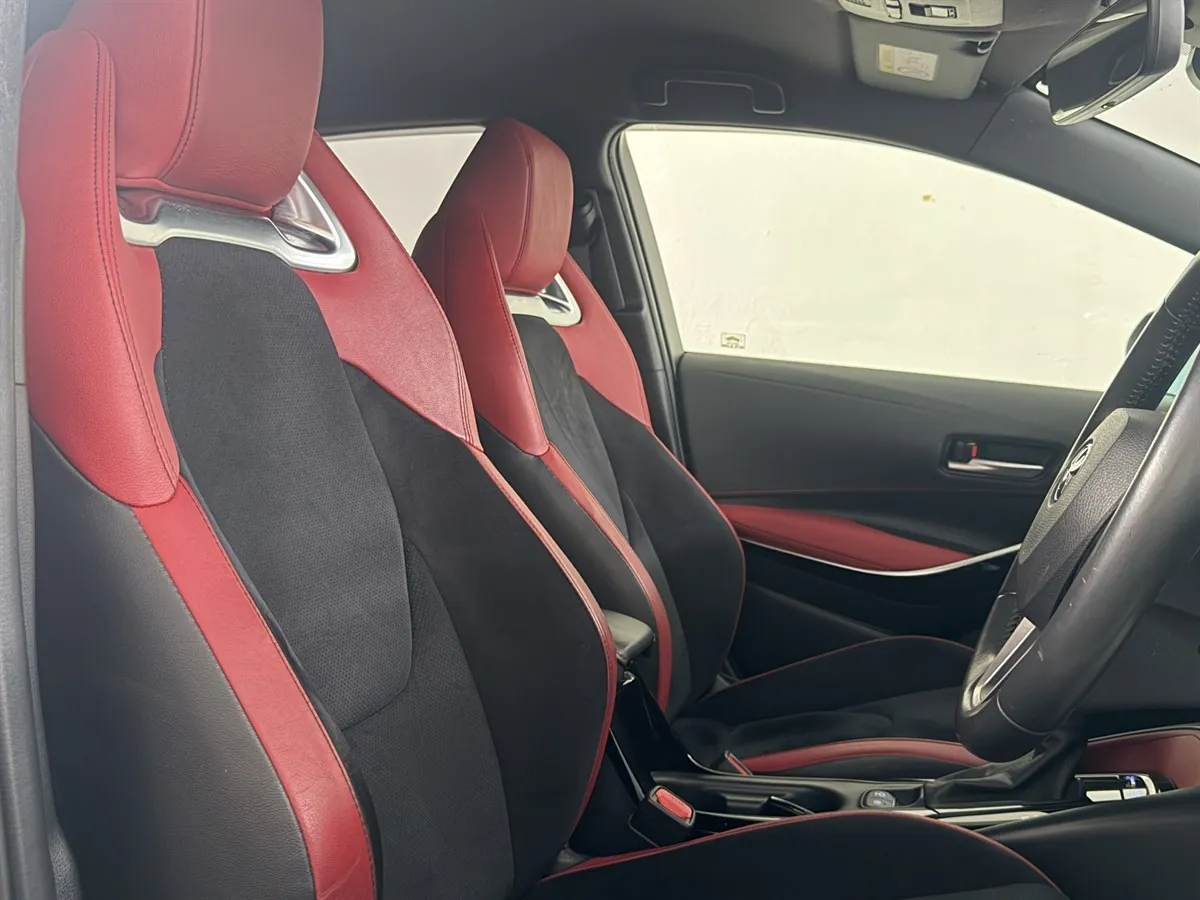 2018 Toyota Corolla Sport G Z Hybrid Leather TRD bodykit