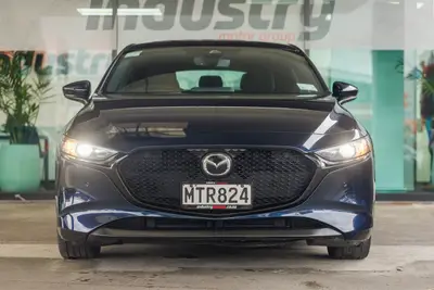 2020 Mazda 3 GTX 2.5P NZ New photo 6