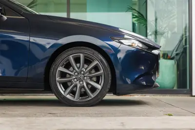 2020 Mazda 3 GTX 2.5P NZ New photo 11