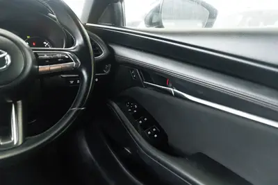 2020 Mazda 3 GTX 2.5P NZ New photo 18