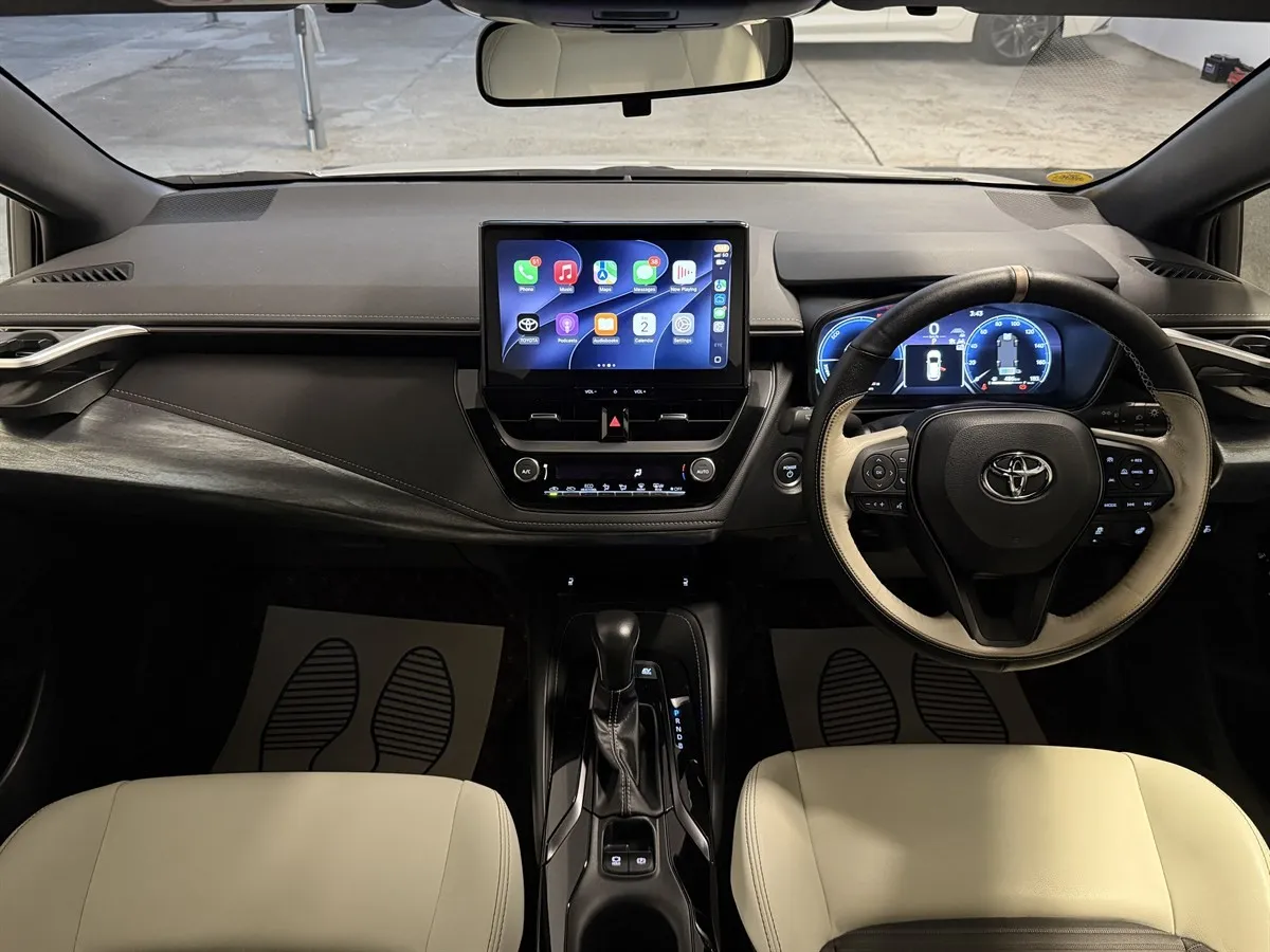 2023 Toyota Corolla Touring WXB Hybrid Modellista Bodykit Station