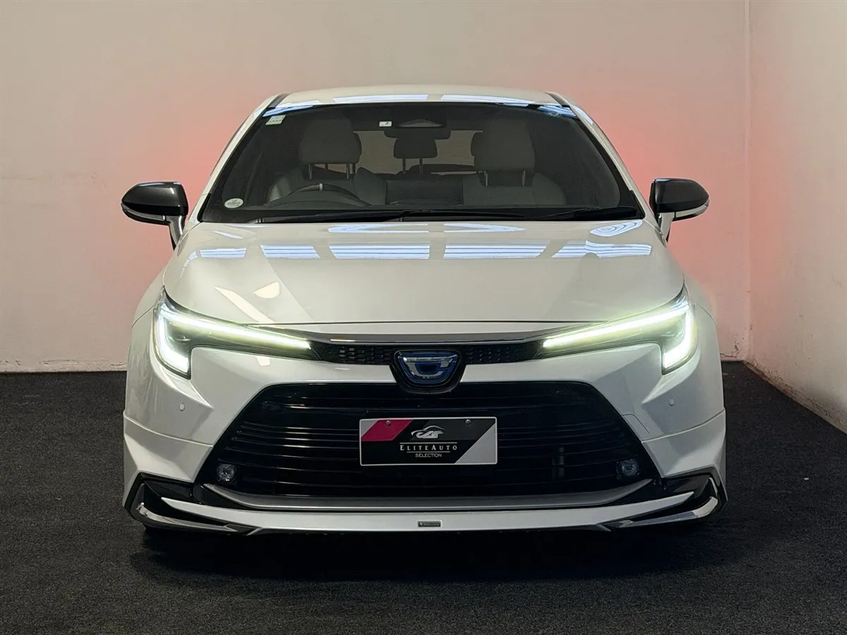 2023 Toyota Corolla Touring WXB Hybrid Modellista Bodykit Station
