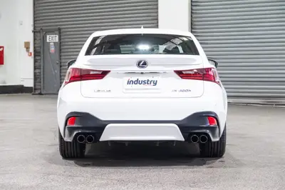 2014 Lexus IS 300h F-Sport Hybrid photo 9