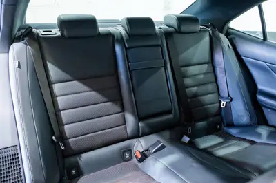 2014 Lexus IS 300h F-Sport Hybrid photo 14