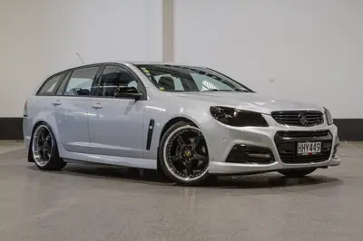 2014 Holden Commodore VF SV6 photo 3