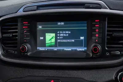 2015 Kia Sorento Ltd 7S photo 26