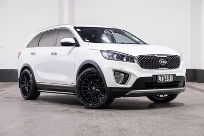 2015 Kia Sorento Ltd 7S photo 11