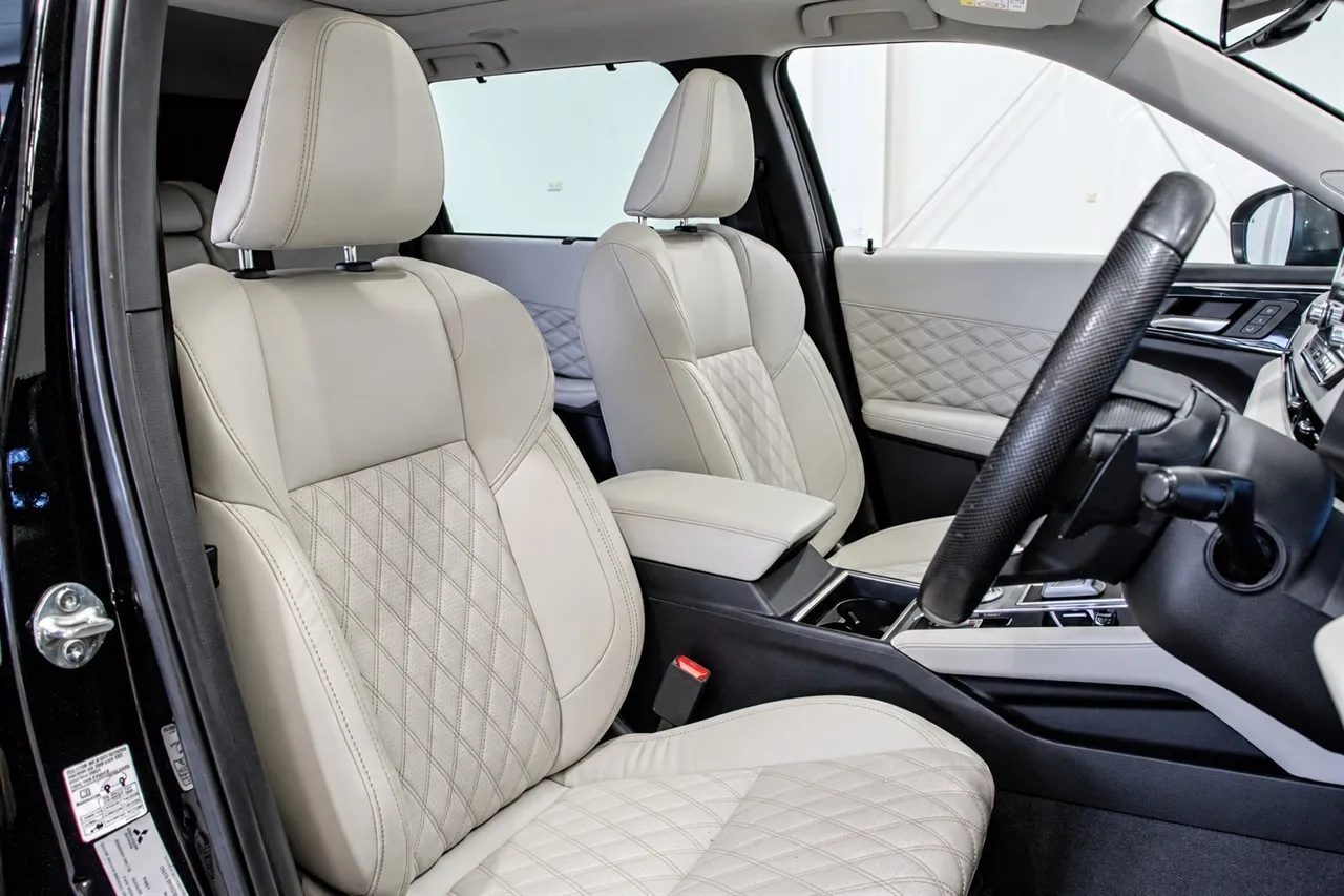 2022 Mitsubishi Outlander VRX PHEV/4WD/AT