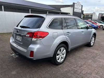 2012 Subaru Outback 3.6R PREMIUM Station photo 4
