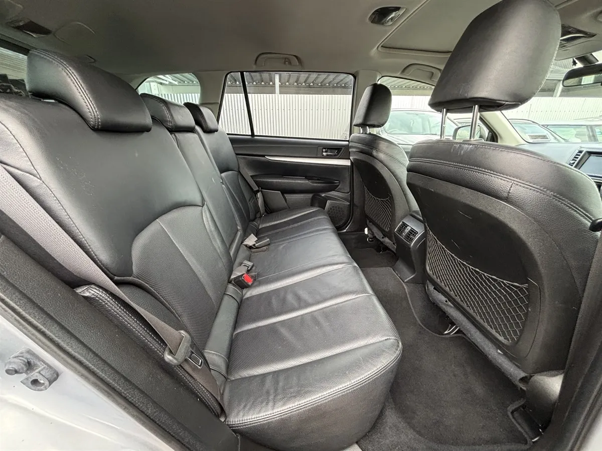 2012 Subaru Outback 3.6R PREMIUM Station