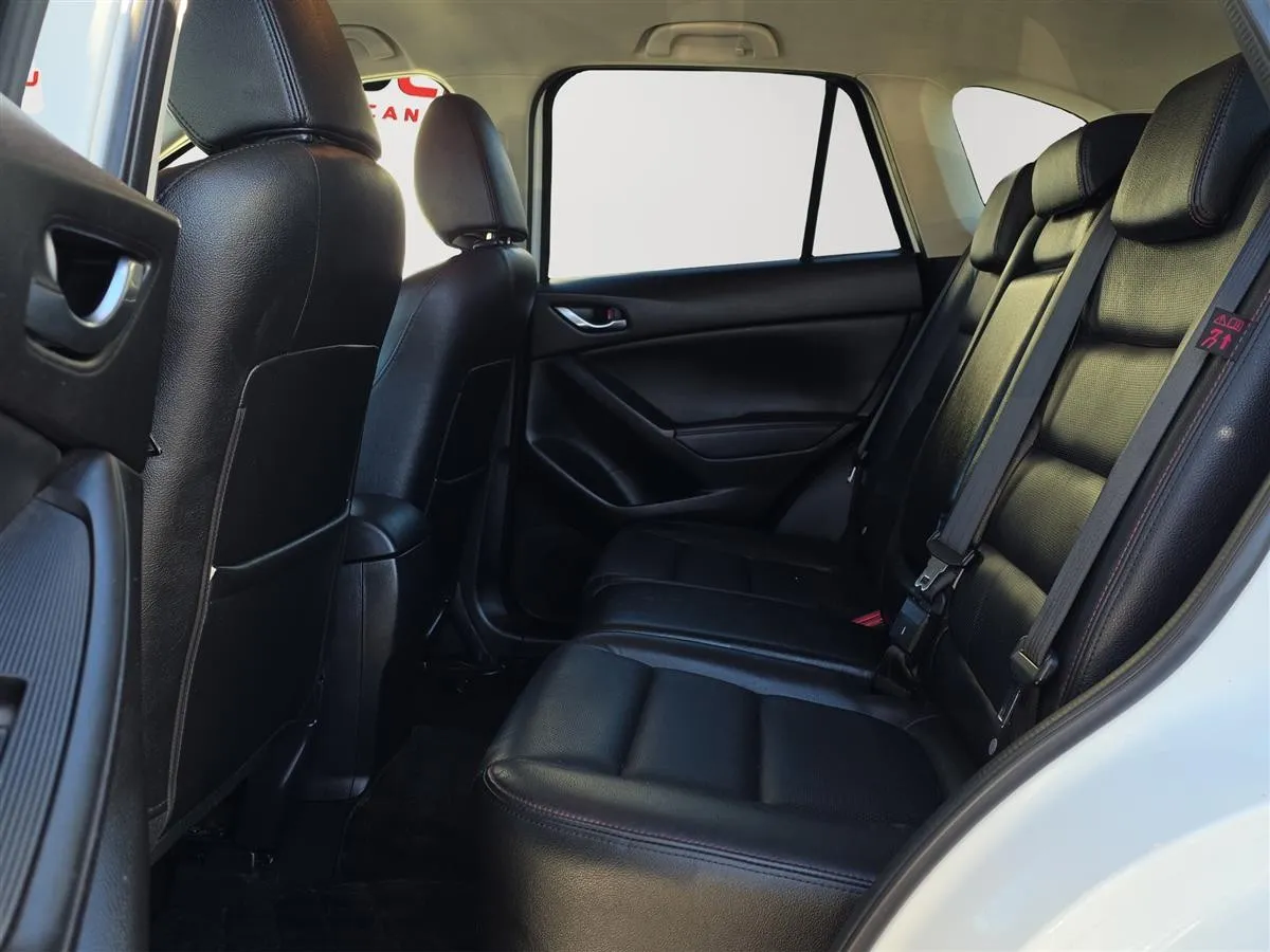 2013 Mazda CX-5 SL Package, Cruise control, Leather heated seats RV/