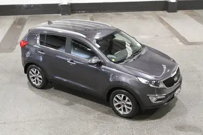 2015 Kia Sportage Urban SX photo 2