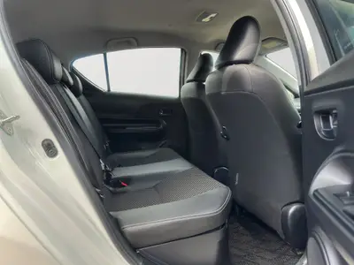 2016 Toyota Aqua X-URBAN, HALF LEATHER SEATS photo 14