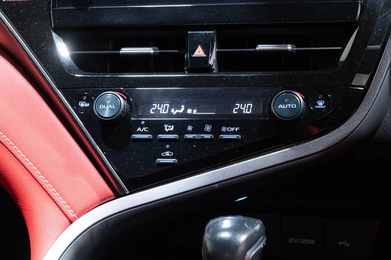 2021 Toyota Camry SX Hybrid NZ New