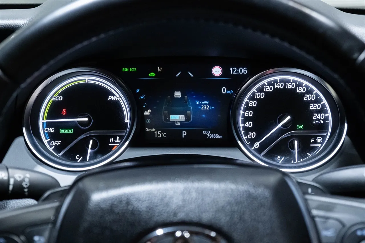 2021 Toyota Camry SX Hybrid NZ New