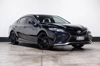 2021 Toyota Camry SX Hybrid NZ New photo 1