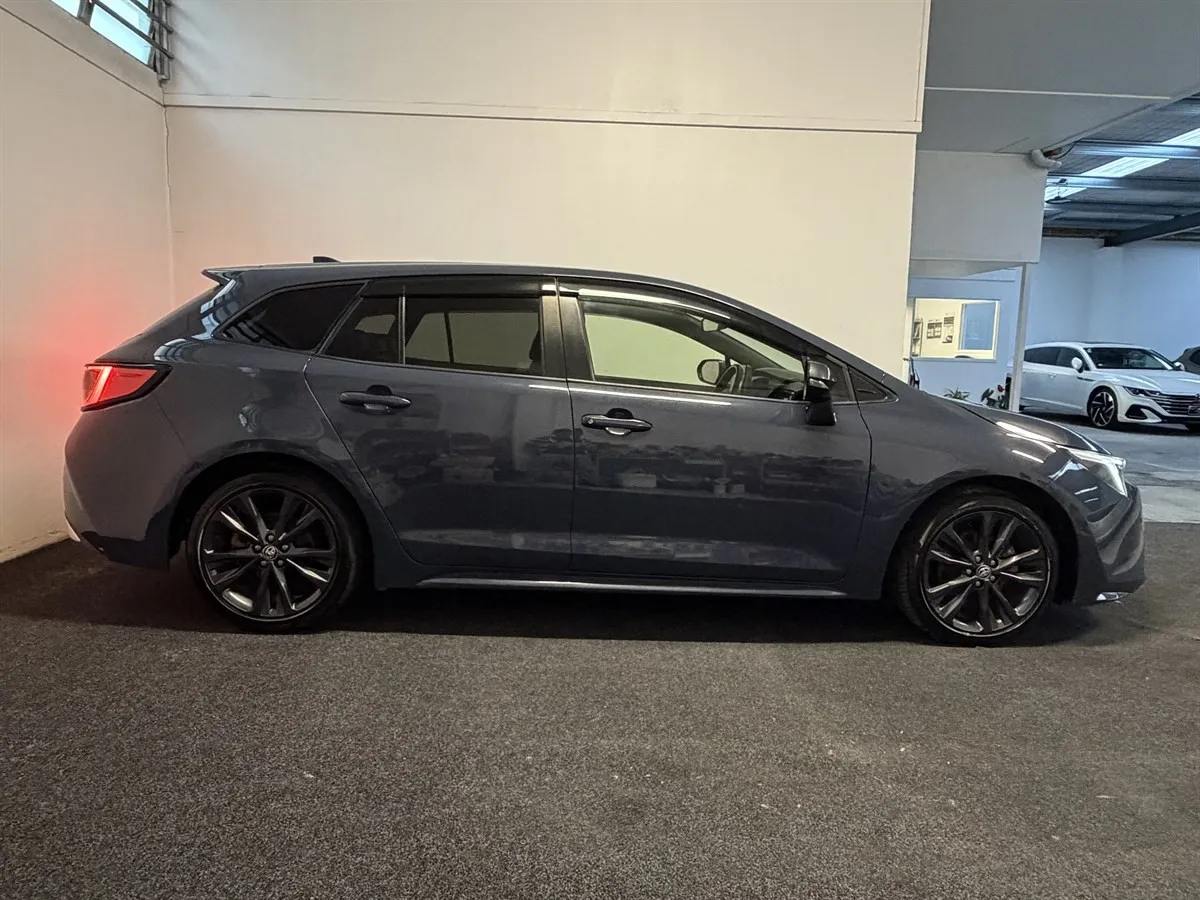 2023 Toyota Corolla Touring WXB Hybrid New Shape Station