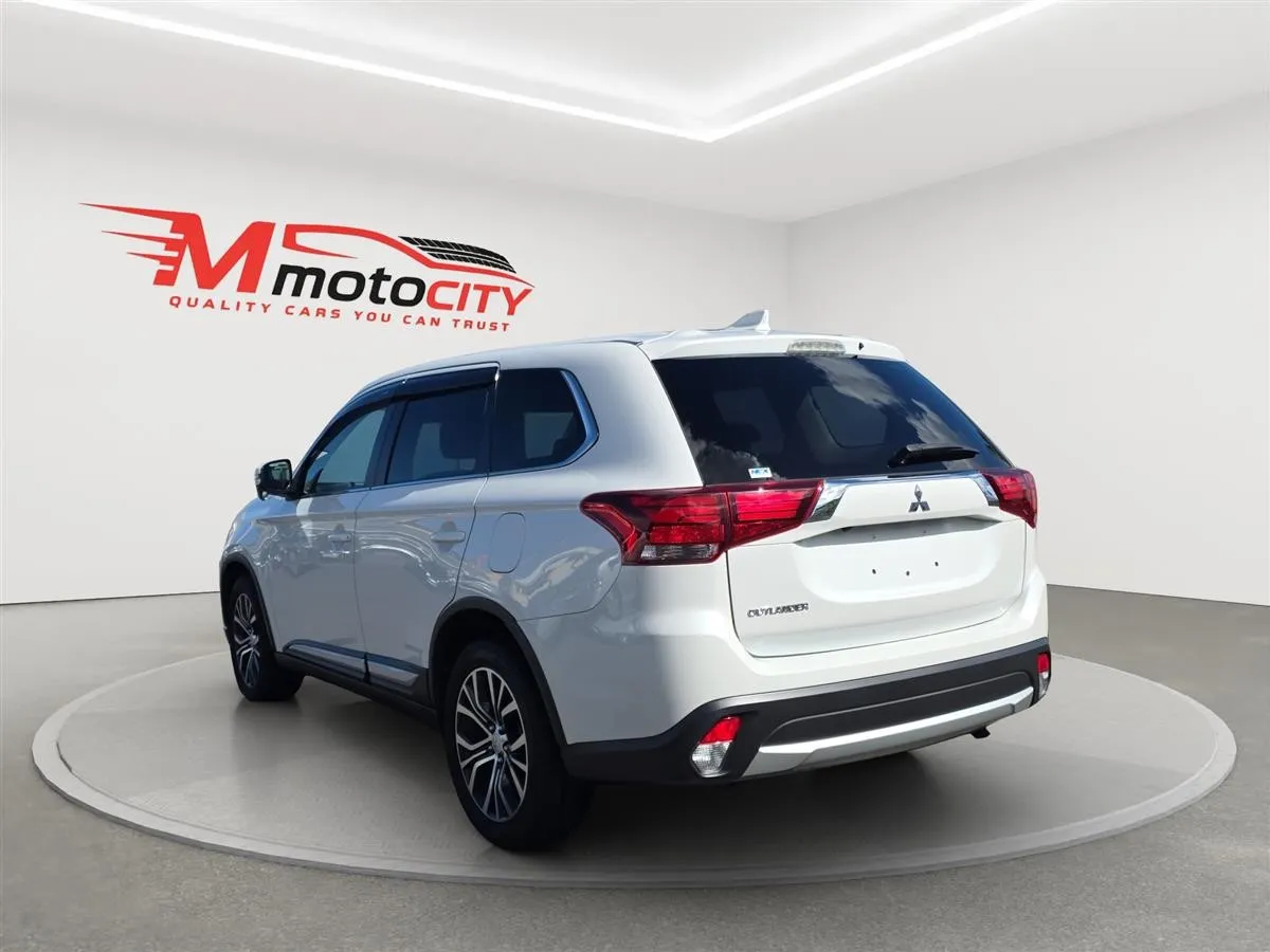 2018 Mitsubishi Outlander 7 Seater, Radar Cruise RV/