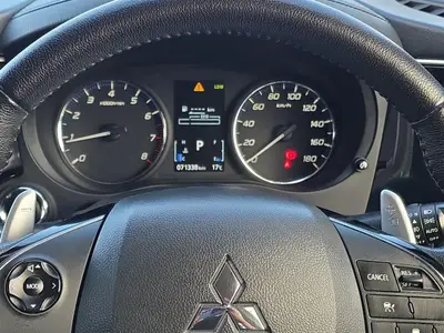 2018 Mitsubishi Outlander 7 Seater, Radar Cruise RV/ photo 20