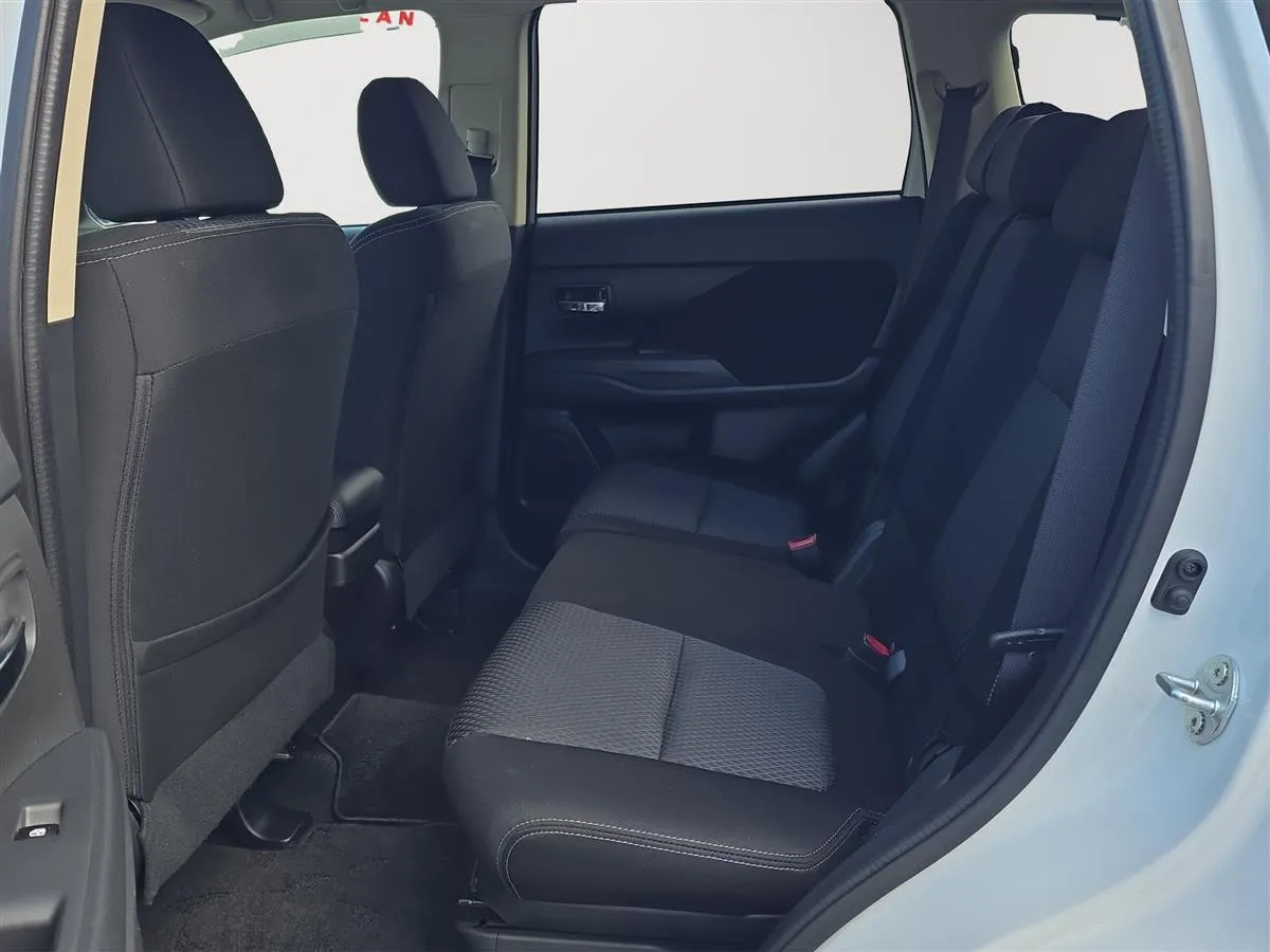 2018 Mitsubishi Outlander 7 Seater, Radar Cruise RV/