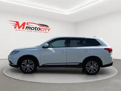 2018 Mitsubishi Outlander 7 Seater, Radar Cruise RV/ photo 6