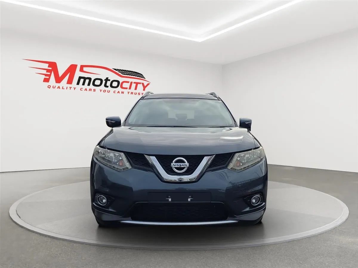 2014 Nissan X-Trail Leather Heated Seats, Roof Rails, photo 8 of 20