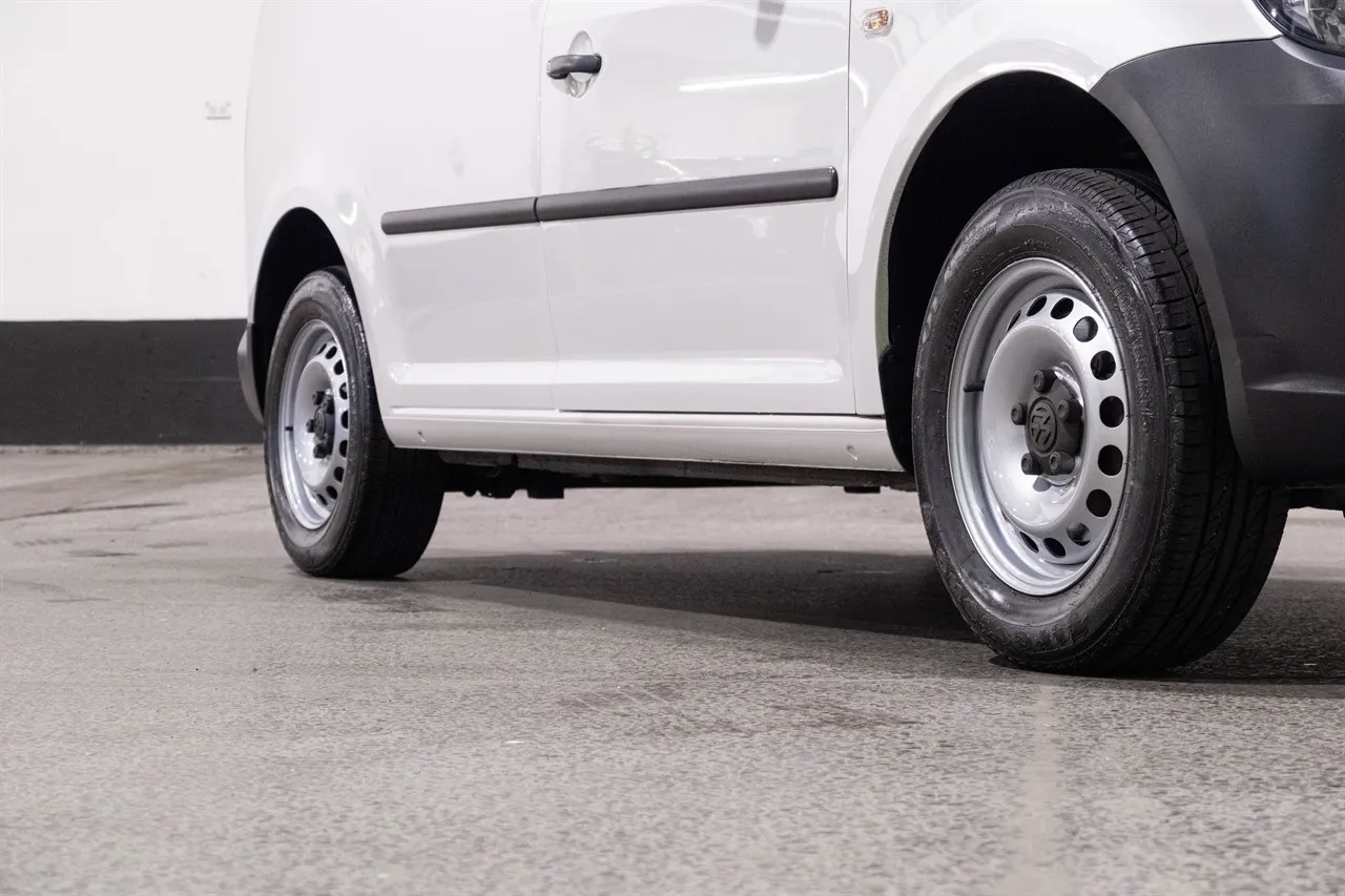 2015 Volkswagen Caddy Delivery