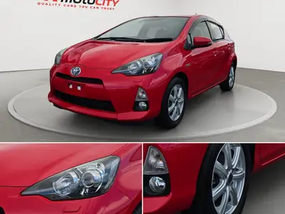 2014 Toyota Aqua Soft Leather Package, Push Start photo 10