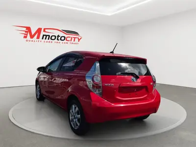 2014 Toyota Aqua Soft Leather Package, Push Start photo 5