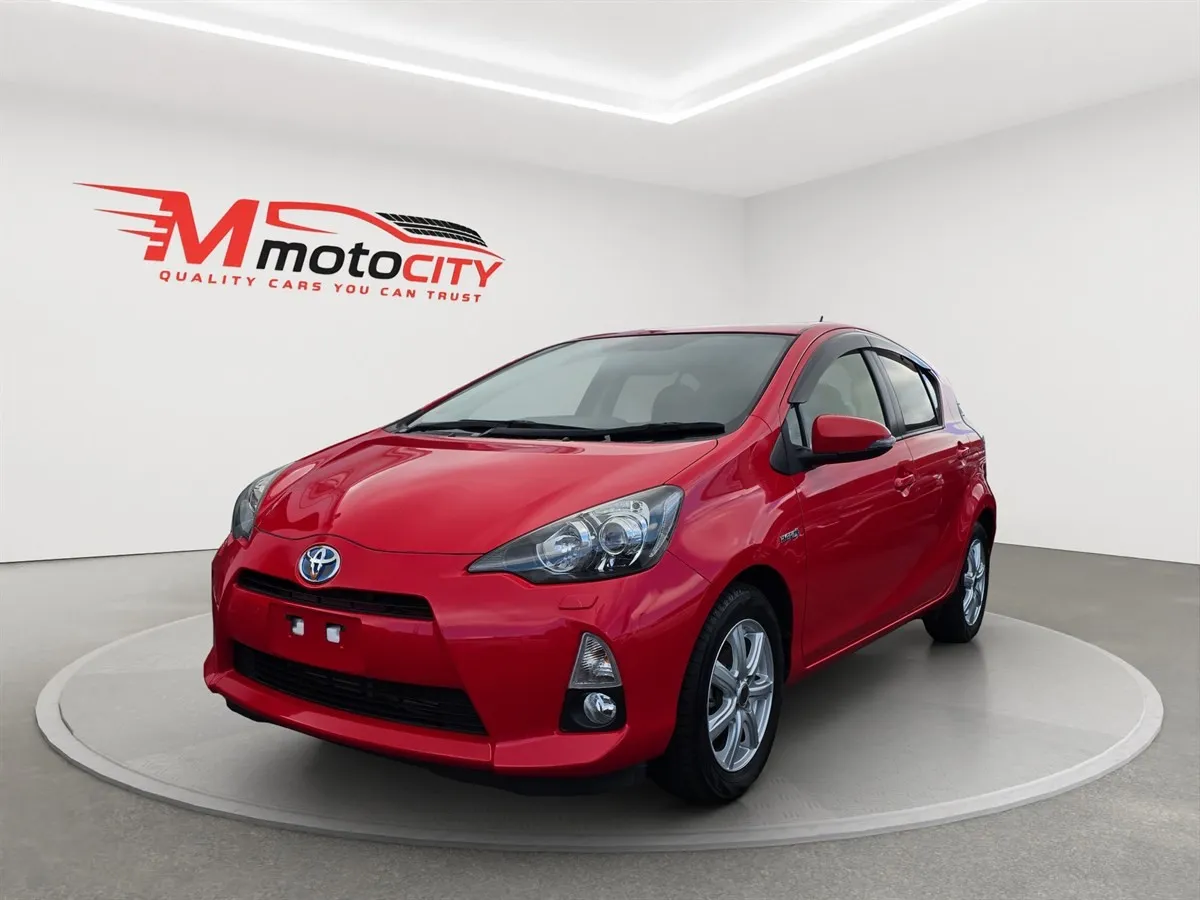 2014 Toyota Aqua Soft Leather Package, Push Start