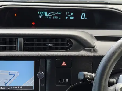 2014 Toyota Aqua Soft Leather Package, Push Start photo 18