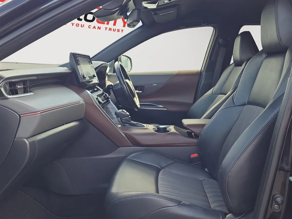 2020 Toyota Harrier HYBRID, G Pack, Radar Cruise, Leather seats, photo 12 of 20