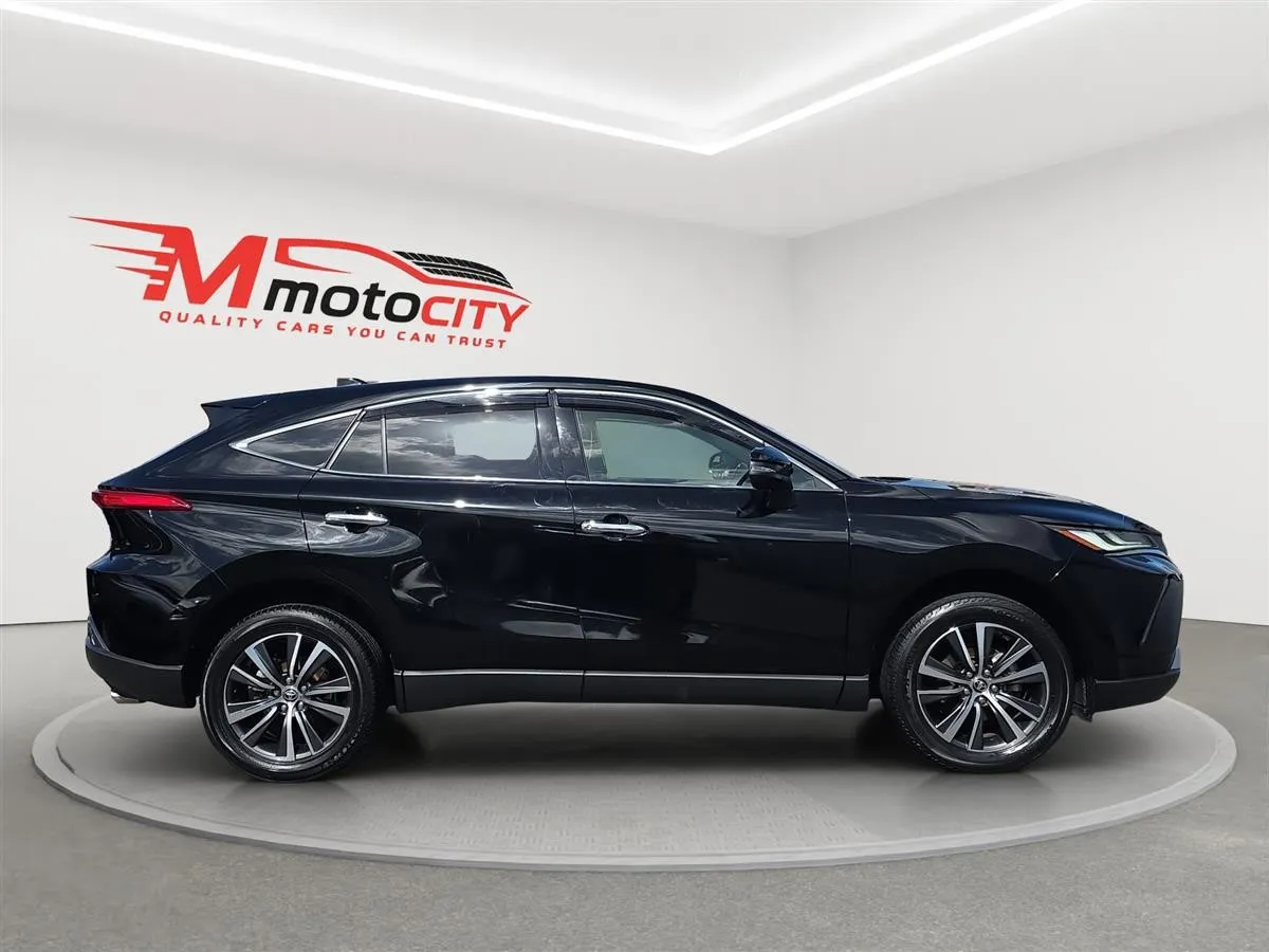 2020 Toyota Harrier HYBRID, G Pack, Radar Cruise, Leather seats, photo 2 of 20