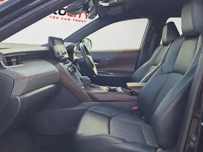 2020 Toyota Harrier HYBRID, G Pack, Radar Cruise, Leather seats RV/ photo 12