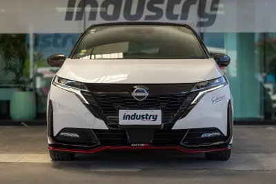2021 Nissan Note Aura Nismo Hybrid photo 6
