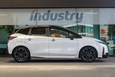 2021 Nissan Note Aura Nismo Hybrid photo 10