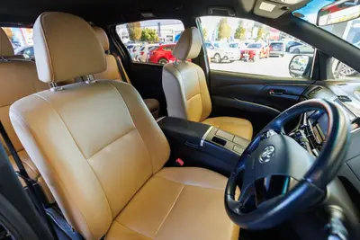 2015 Toyota Estima Hybrid Premium 7Seat photo 13