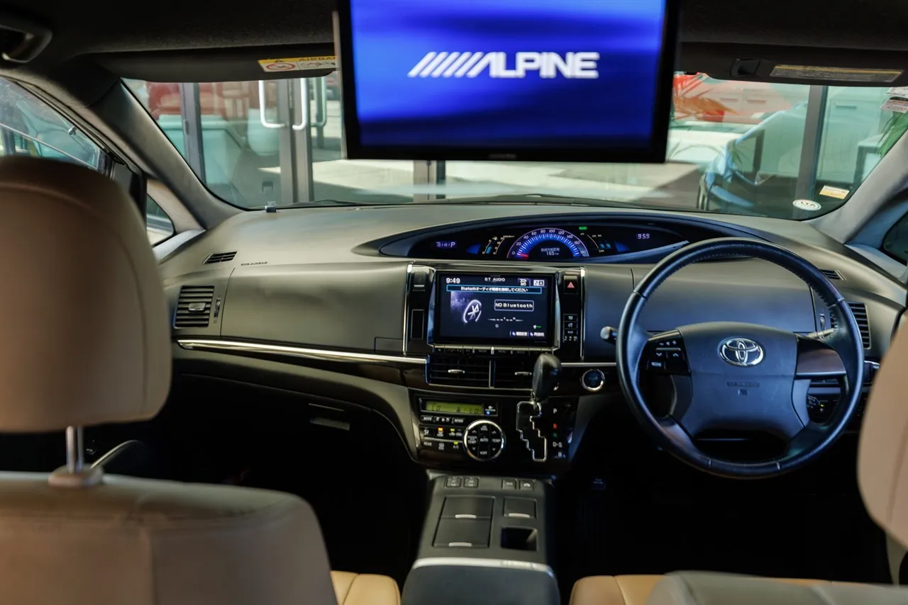 2015 Toyota Estima Hybrid Premium 7Seat