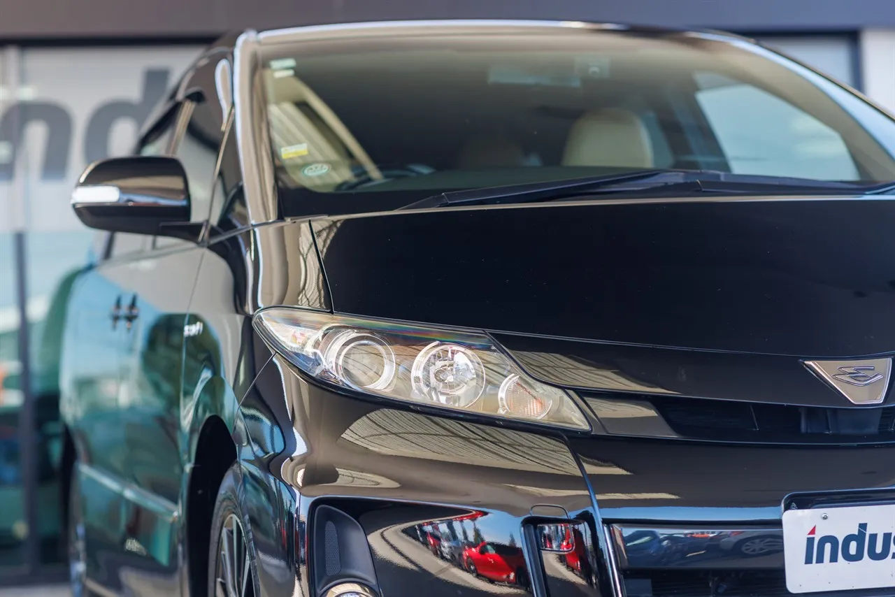 2015 Toyota Estima Hybrid Premium 7Seat