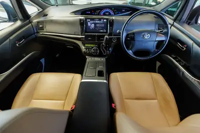 2015 Toyota Estima Hybrid Premium 7Seat photo 15