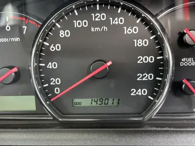 2008 Mitsubishi 380 PLATINUM photo 8
