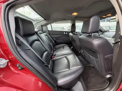 2008 Mitsubishi 380 PLATINUM photo 5
