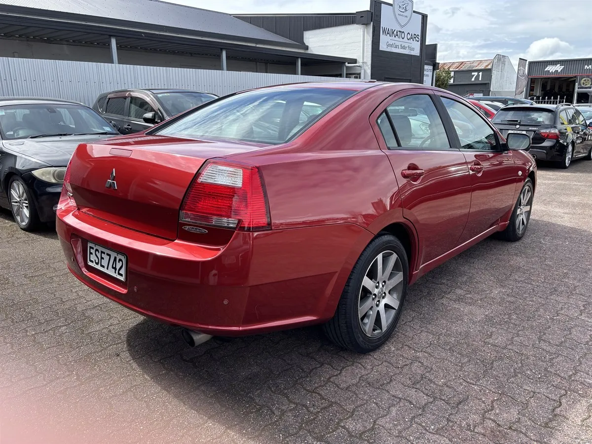2008 Mitsubishi 380 PLATINUM