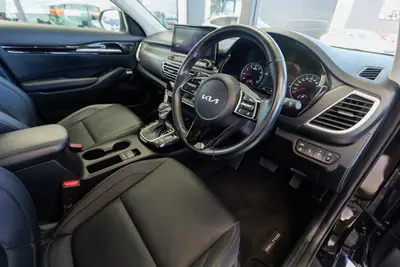2022 Kia Seltos Ltd 4WD NZ photo 4