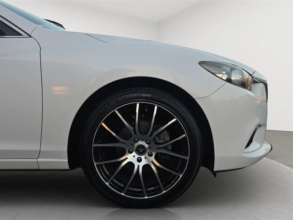 2014 Mazda Atenza SL Package, Radar Cruise, Leather heated Seats Station