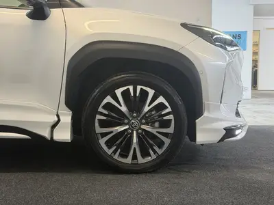 2022 Toyota Yaris Cross Z Limited Bodykit photo 7
